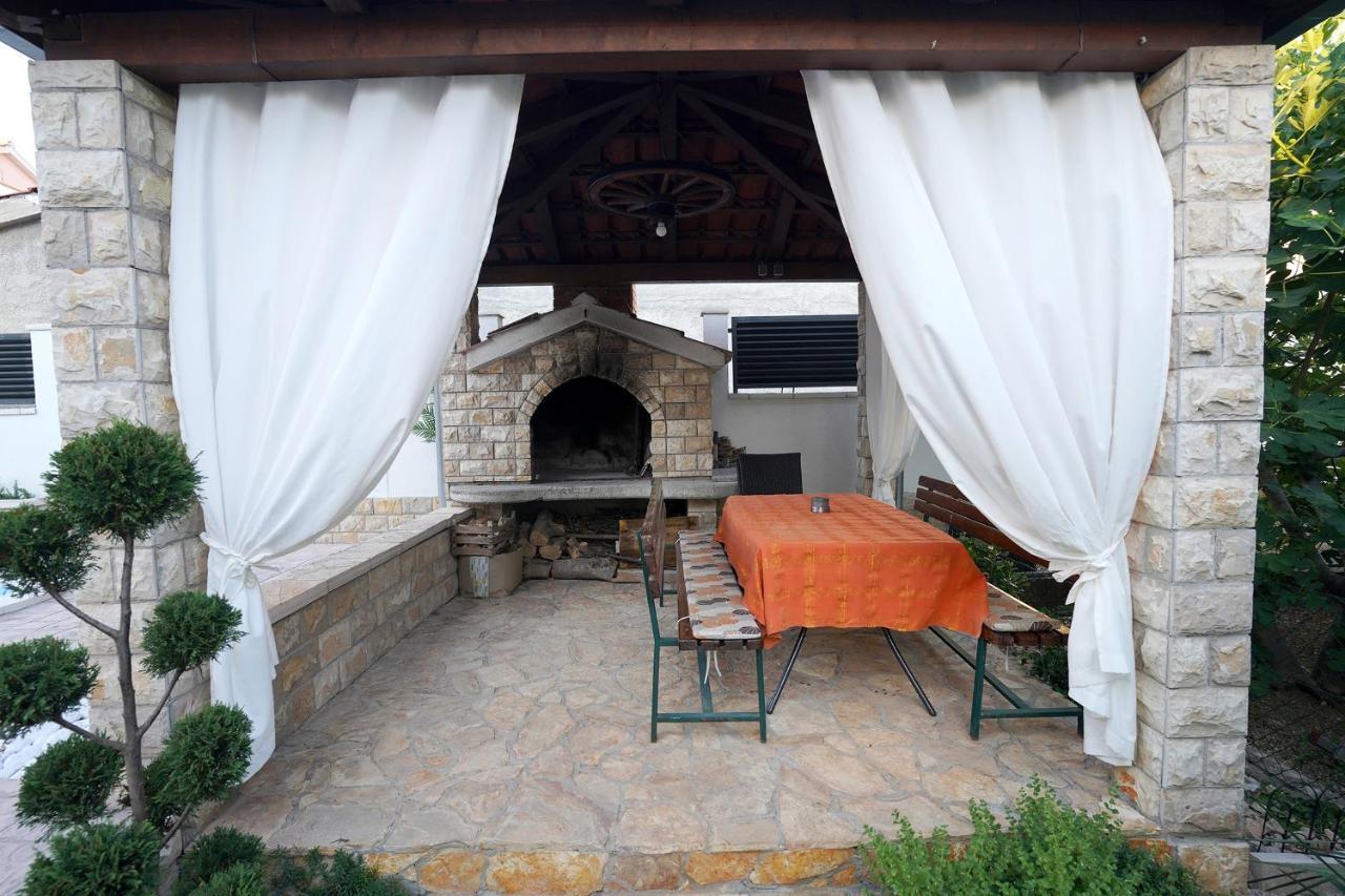 Villa Tago With Heated New Pool Kastela Exterior photo